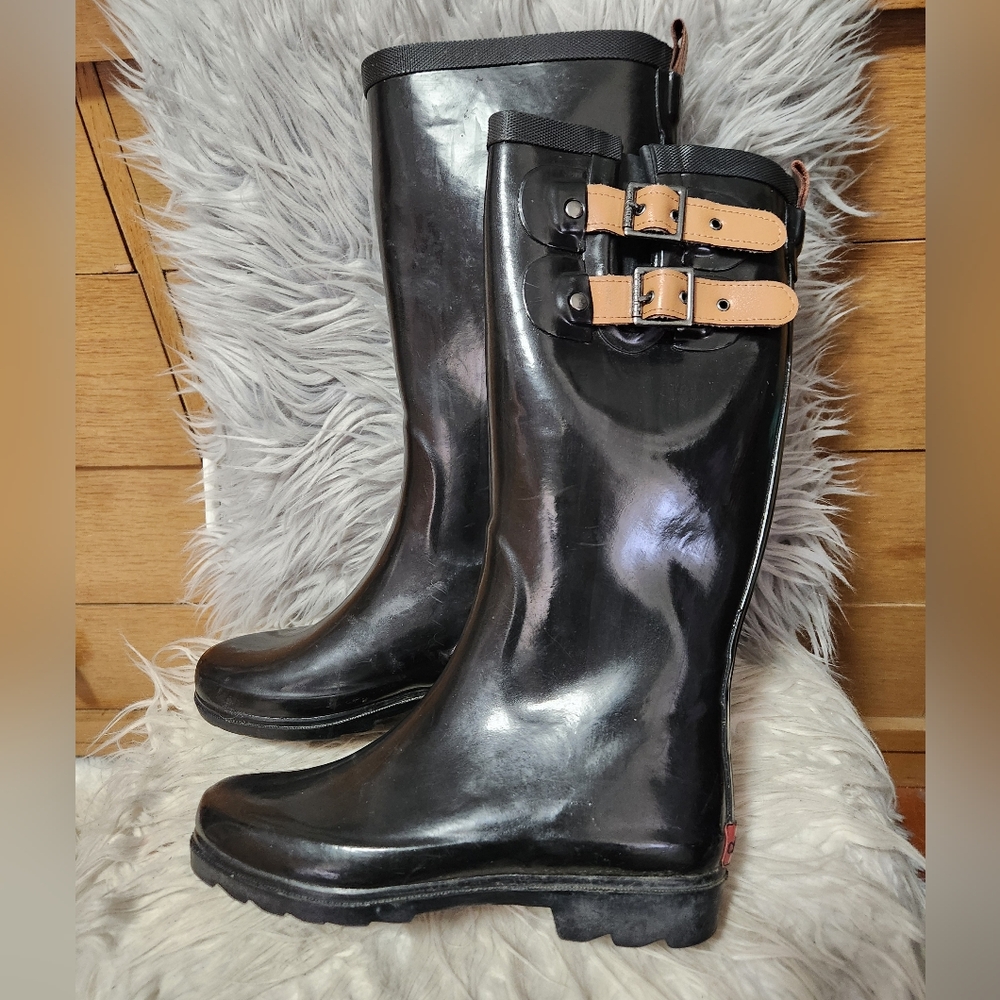 Chooka/ Black Glossy Rain Boots with Tan Buckles